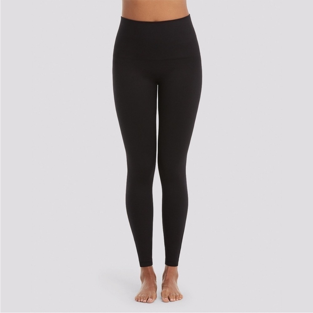 Spanx Look At Me Now Seamless Black Leggings Size Large